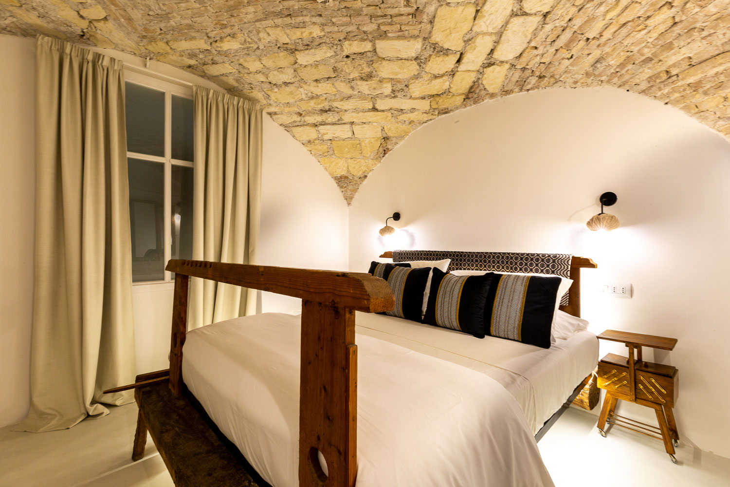 CROBI-CAGLIARI_SUITE-TESSIDORA-03_1500x1000px